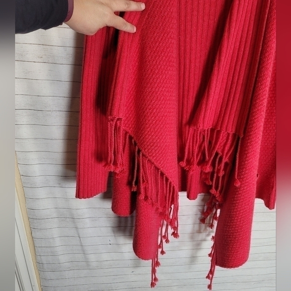 ST. JOHN 100% CASHMERE CHERRY RED DRAPE CARDIGAN, SZ SMALL - Picture 8 of 10